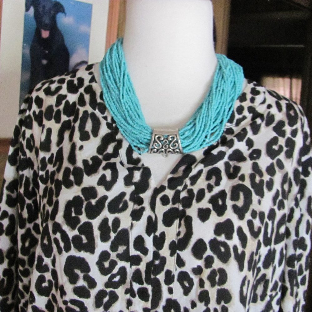 JOAN RIVERS LADIES LEOPARD PRINT PULLOVER BLOUSE - Picture 6 of 11